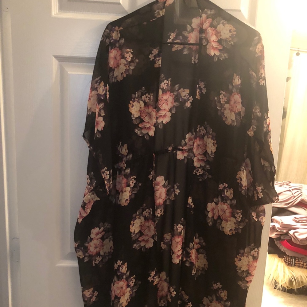 Floral kimono